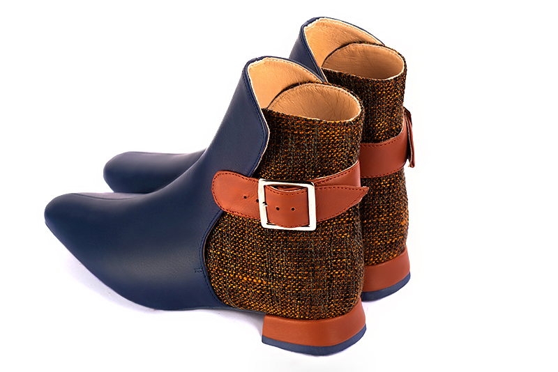 Women's navy blue and terracotta orange elegant ankle boots, with buckles at the back. Square toe. Flat flare heels - Rear view